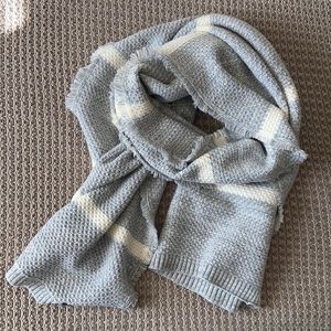 Banana republic blanket scarf